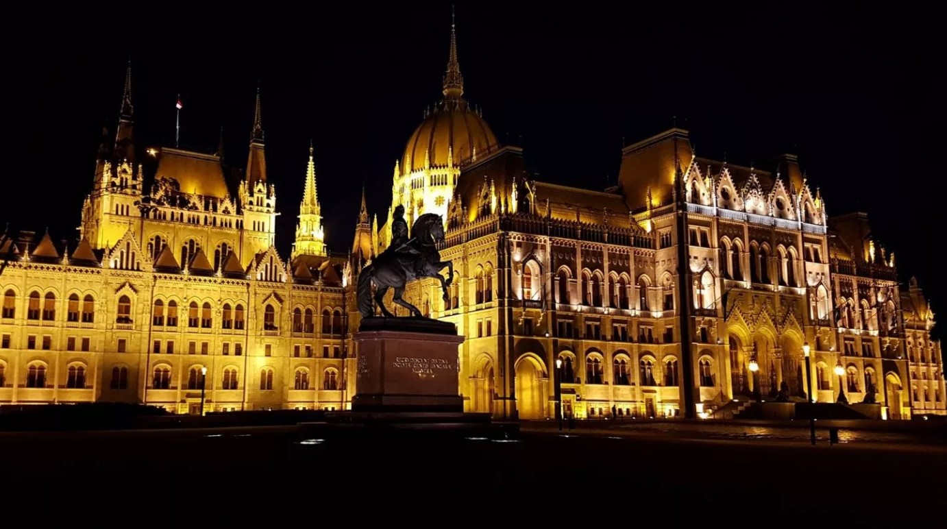 вечер Будапешт