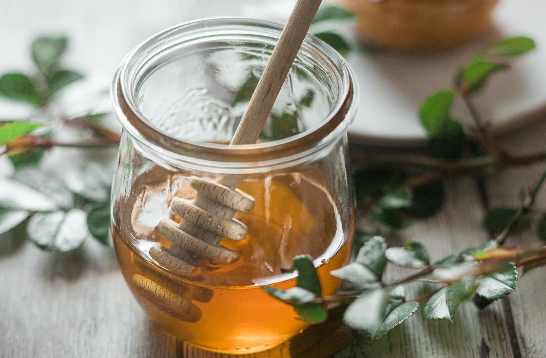 мёд - натуральный заменитель сахара