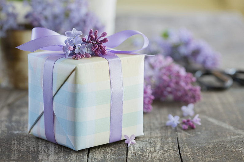 Подарок на день рождения подруги своими руками: как порадовать подружку самодельным подарком?